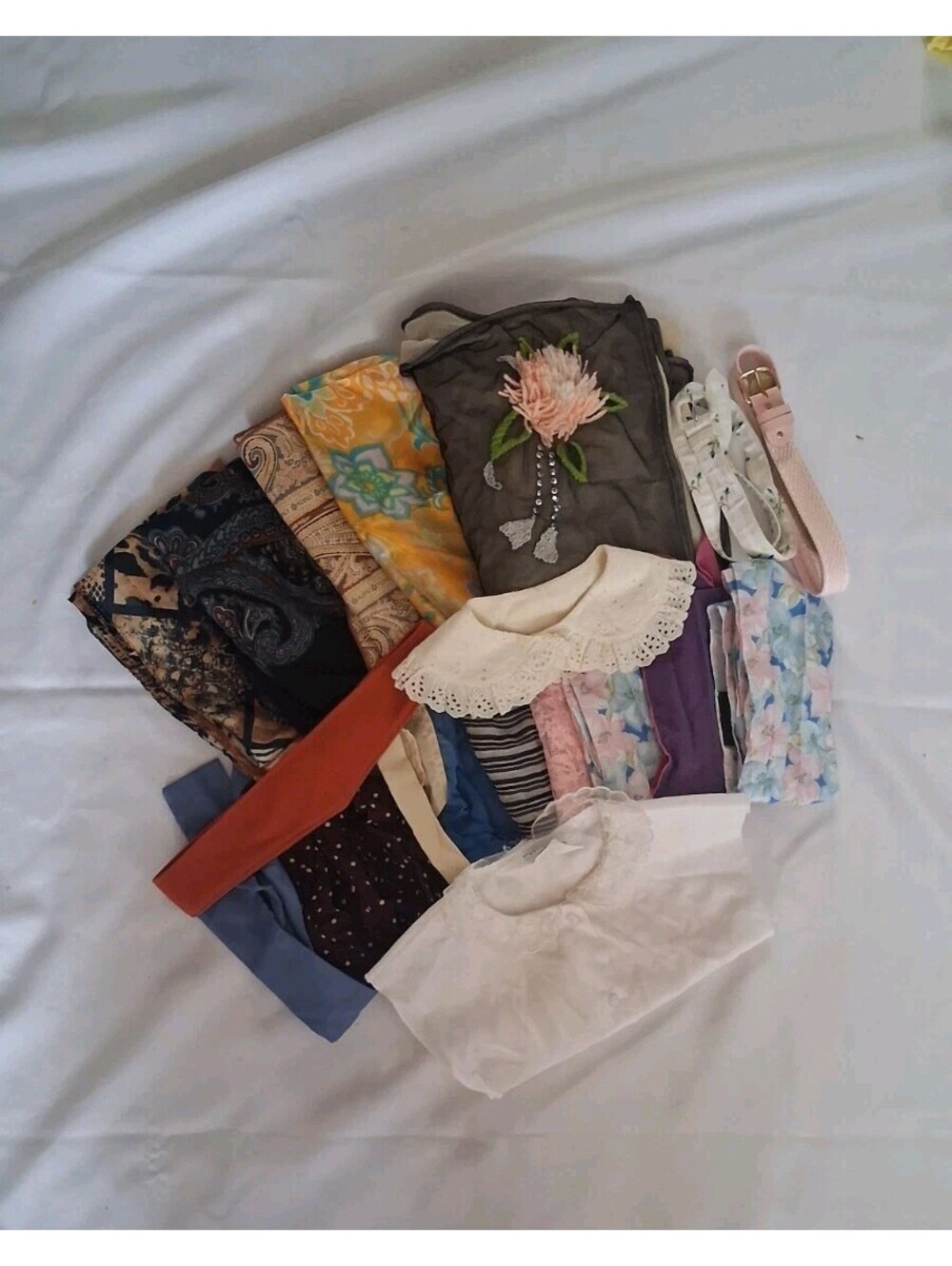 LOT of 19 Vintage Accessories, Belts Scarves Collars, 40s To 70s, Mod Gogo MCM